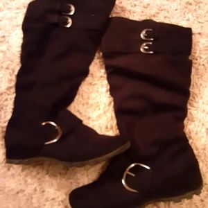 Women's Sz 8 Black Boots
